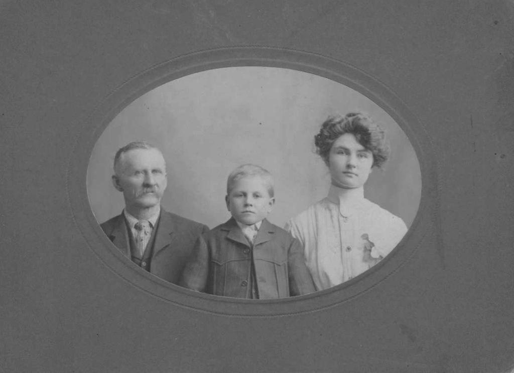 Pegleg Ellis (left) pictured with his family—a rare and intimate glimpse of a man more often remembered for his legend than his personal life.